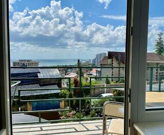 Гостиница Ледис Сочи Двухместный номер с 1 кроватью или 2 отдельными кроватями, вид на море-4