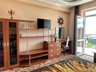 Гостиница Ледис Сочи Двухместный номер с 1 кроватью или 2 отдельными кроватями, вид на море-2